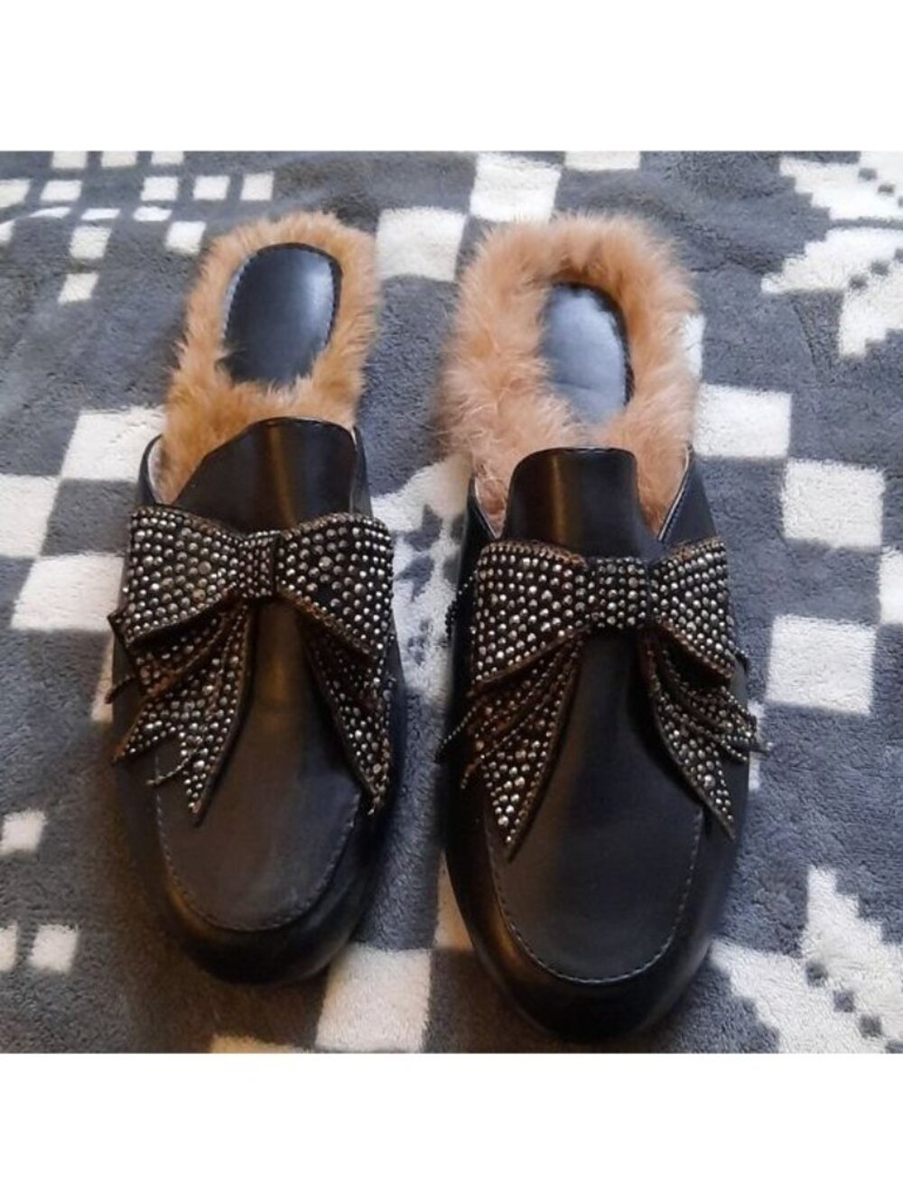 No Brand Black Leather Studded Bow Fur Lined House Slipper Size EU 40 US 8.5/9